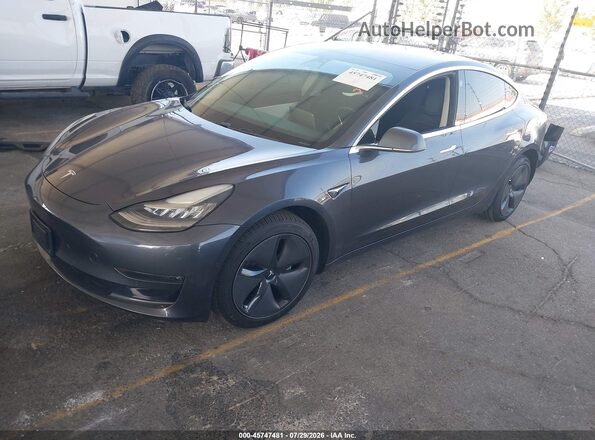 5YJ3E1EB9JF085650 2018 TESLA MODEL 3 Gray Առջևի ձախ երեք քառորդ տեսարան