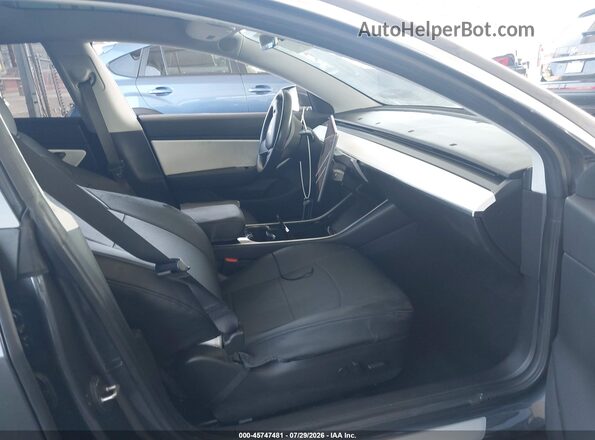 5YJ3E1EB9JF085650 2018 TESLA MODEL 3 Gray Սալոնի դիմացի տեսք