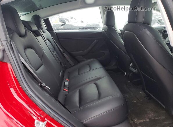 5YJ3E1EB9JF107033 2018 TESLA MODEL Red Вид задніх сидінь