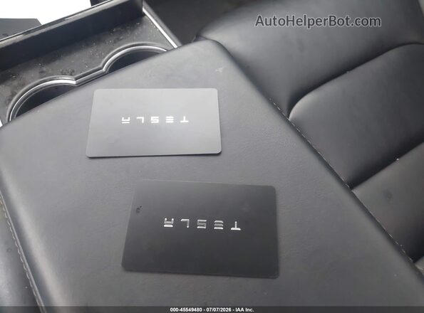 5YJ3E1EB9JF114953 2018 TESLA MODEL 3 Blue Առջևի վահանակի տեսք