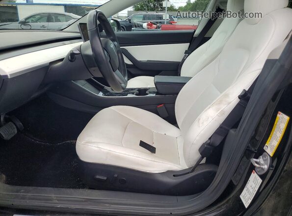 5YJ3E1EB9JF170066 2018 TESLA MODEL Black Vista interior delantera