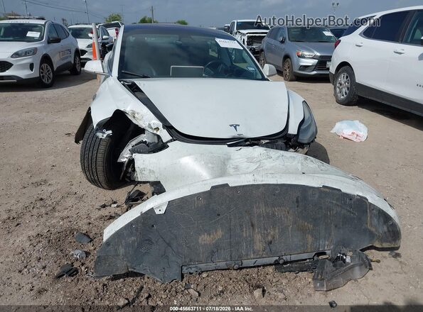 5YJ3E1EB9KF151051 2019 TESLA MODEL 3 White Widok z przodu