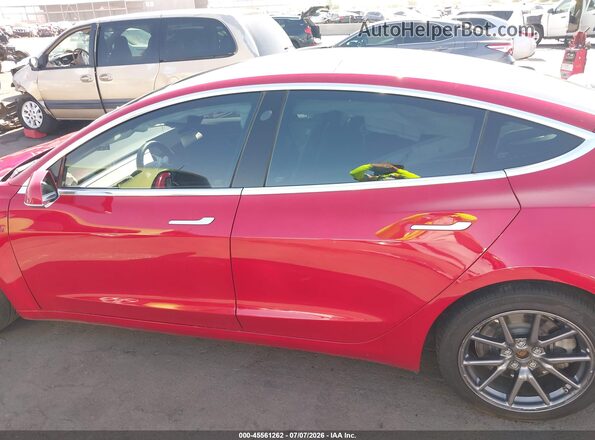 5YJ3E1EB9LF617126 2020 TESLA MODEL 3 Red Widok wnętrza z tyłu