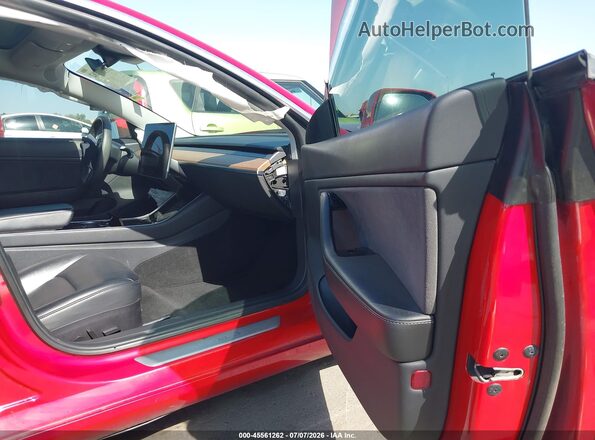 5YJ3E1EB9LF617126 2020 TESLA MODEL 3 Red Widok wnętrza z przodu