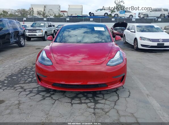 5YJ3E1EB9NF130656 2022 TESLA MODEL 3 Красный Вид щитка приборов