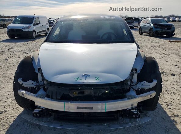5YJ3E1EB9NF234581 2022 TESLA OTHER White Widok z przodu