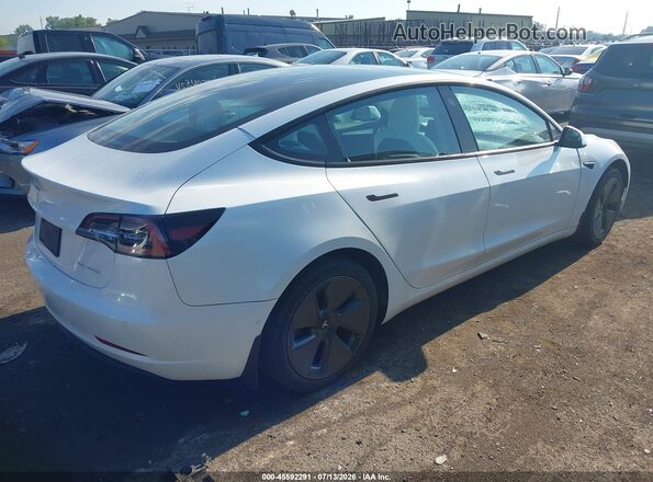 5YJ3E1EB9NF255091 2022 TESLA MODEL 3 White Задня права чверть