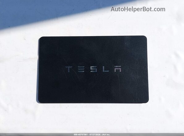 5YJ3E1EB9PF692365 2023 TESLA MODEL 3 Серый Вид панели приборов