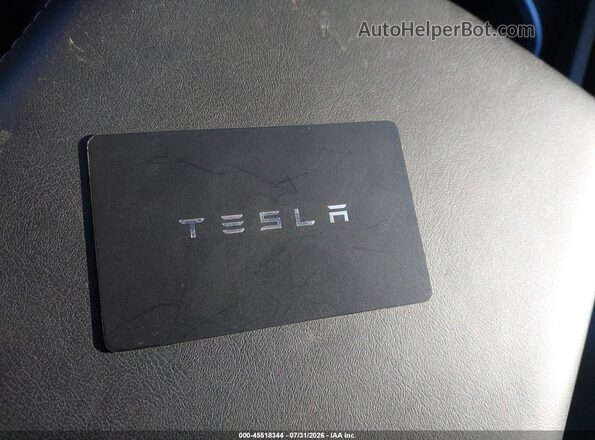5YJ3E1EB9SF011291 2025 TESLA MODEL 3 Gray Vista del salpicadero