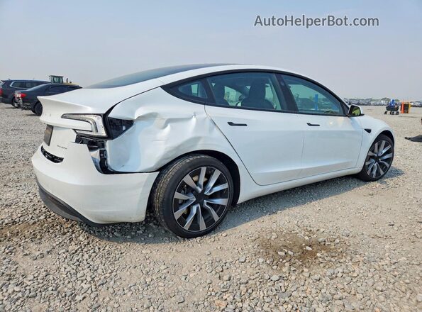 5YJ3E1EB9SF906893 2025 TESLA MODEL White Trasero derecho
