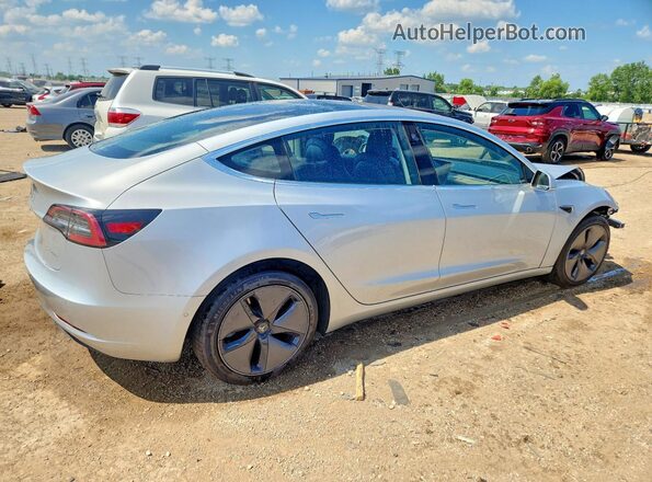 5YJ3E1EBXJF065262 2018 TESLA MODEL Silver Trasero derecho