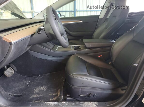 5YJ3E1EBXMF051026 2021 TESLA MODEL Черный Вид салона спереди
