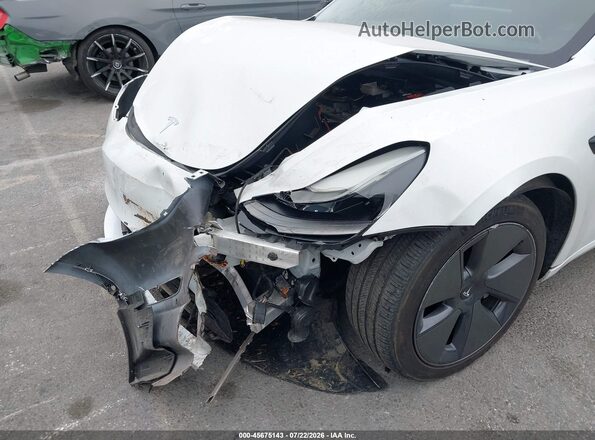 5YJ3E1EBXNF275740 2022 TESLA MODEL 3 White Widok z przodu