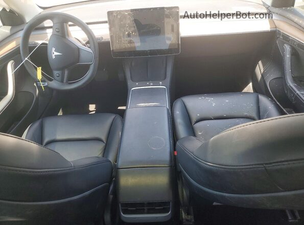 5YJ3E1EBXNF323012 2022 TESLA MODEL Серый Вид панели приборов