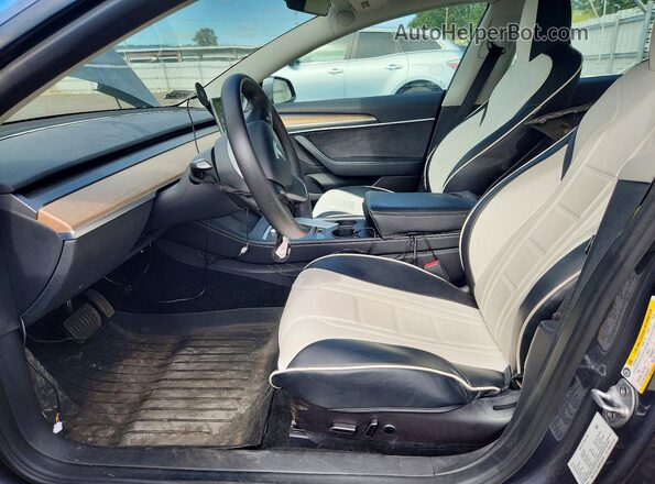 5YJ3E1EBXNF355409 2022 TESLA MODEL Gray Front interior view