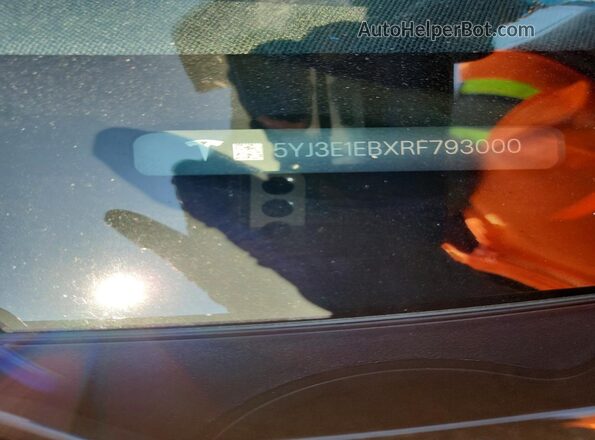 5YJ3E1EBXRF793000 2024 TESLA MODEL Black ძრავის განყოფილების ხედი