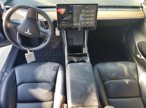5YJ3E1EC1LF736149 2020 TESLA MODEL Gray Dashboard view