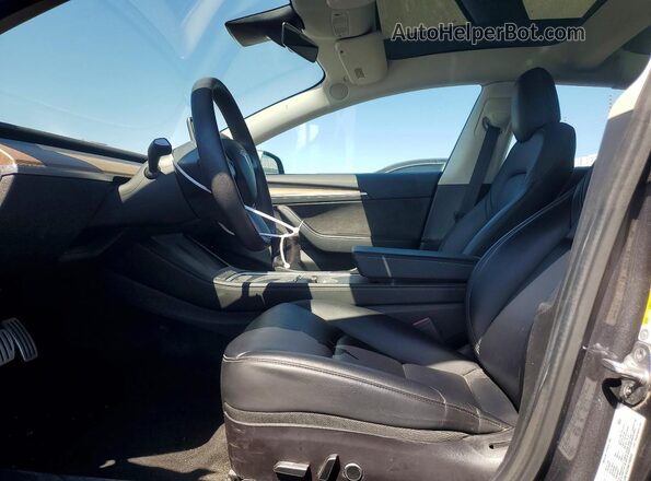 5YJ3E1EC2NF155942 2022 TESLA MODEL Charcoal წინა სალონის ხედი