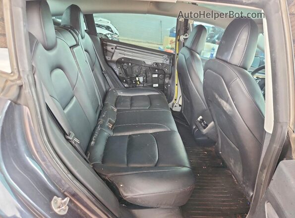 5YJ3E1EC3NF177285 2022 TESLA MODEL Gray Widok tylnych siedzeń