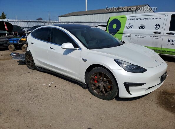 5YJ3E1EC5LF643618 2020 TESLA MODEL Белый Передняя правая четверть