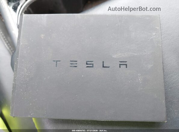 5YJ3E1EC7LF586774 2020 TESLA MODEL 3 Red Widok deski rozdzielczej