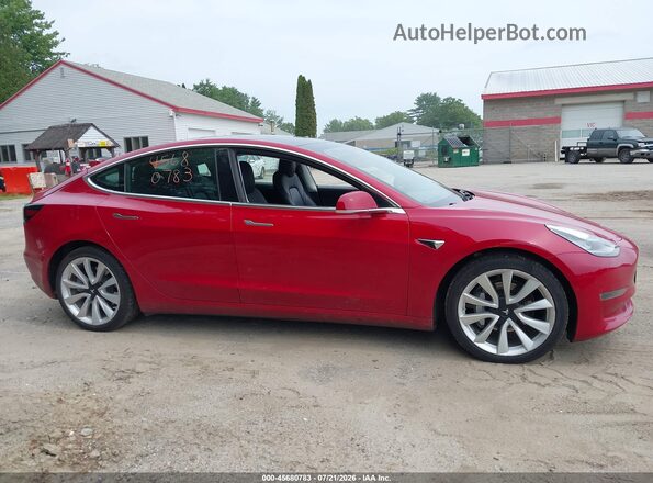 5YJ3E1EC7LF586774 2020 TESLA MODEL 3 Red Widok wnętrza z tyłu