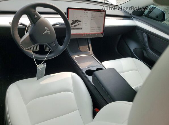 5YJ3E1EC7NF295288 2022 TESLA MODEL Белый Вид панели приборов