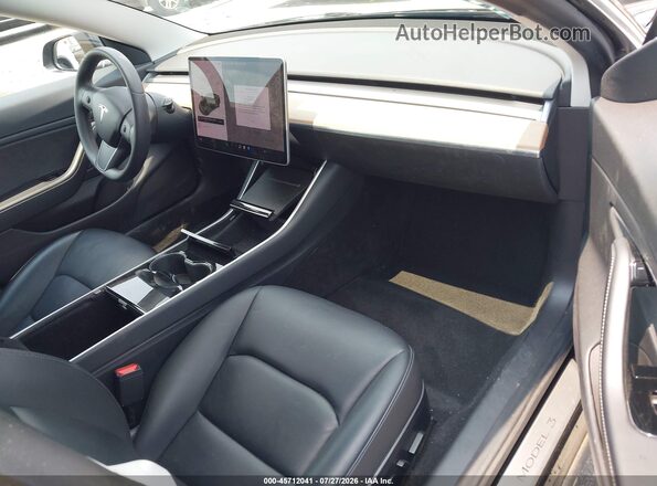 5YJ3E1EC8LF602013 2020 TESLA MODEL 3 Черный Вид салона спереди