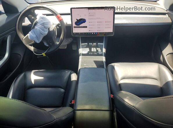 5YJ3E1EC8LF641202 2020 TESLA MODEL Blue Առջևի վահանակի տեսք