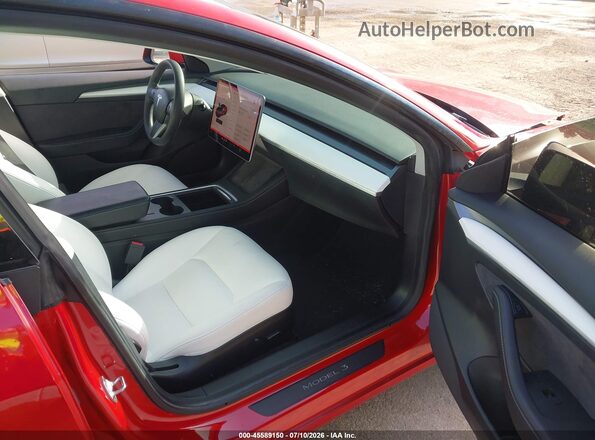 5YJ3E1EC8MF044035 2021 TESLA MODEL 3 Красный Вид салона спереди
