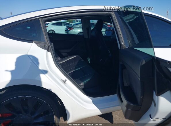 5YJ3E1EC8PF500488 2023 TESLA MODEL 3 White Widok naklejki z numerem VIN