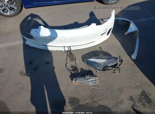 5YJ3E1EC8PF500488 2023 TESLA MODEL 3 White Widok zestawu wskaźników