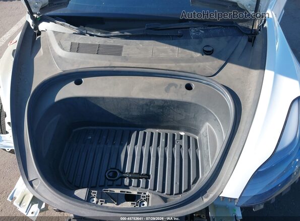 5YJ3E1EC8PF500488 2023 TESLA MODEL 3 White Widok z tyłu