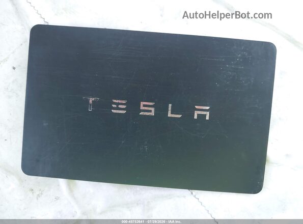 5YJ3E1EC8PF500488 2023 TESLA MODEL 3 White Widok deski rozdzielczej