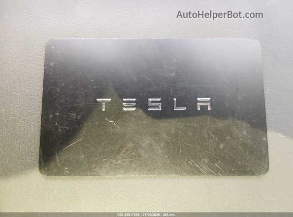 5YJ3E1ET2SF984960 2025 TESLA MODEL 3 White Vista del salpicadero