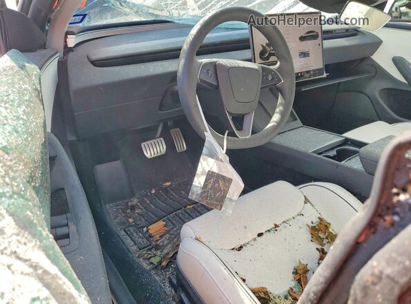 5YJ3E1ET5RF903749 2024 TESLA OTHER Серый Вид панели приборов