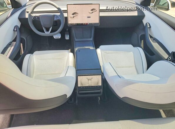 5YJ3E1ET7RF773909 2024 TESLA MODEL White Вид панелі приладів