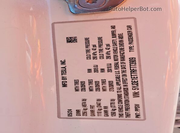 5YJ3E1ET7RF773909 2024 TESLA MODEL White Вид підкапотного простору