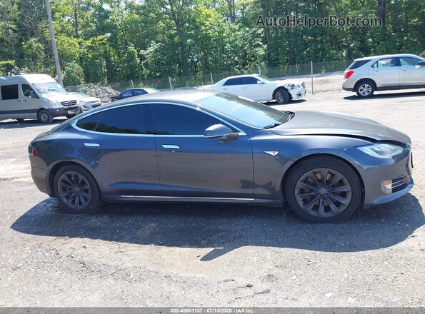 5YJSA1E11GF139367 2016 TESLA MODEL S Gray უკანა სალონის ხედი