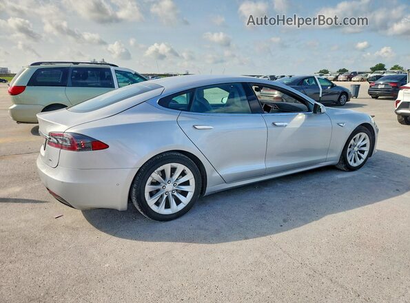 5YJSA1E12GF147302 2016 TESLA MODEL Silver Rear right
