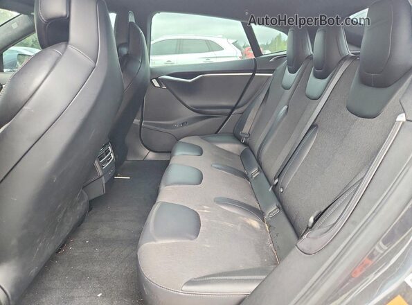 5YJSA1E13HF184540 2017 TESLA MODEL Gray Vista interior trasera