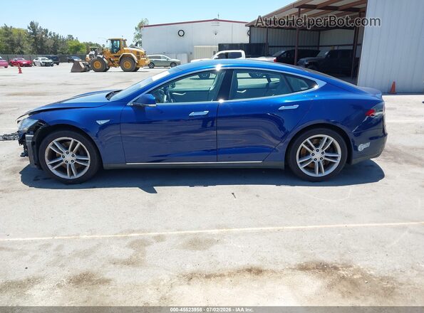5YJSA1E17GF133122 2016 TESLA MODEL S Blue Вид задньої частини салону