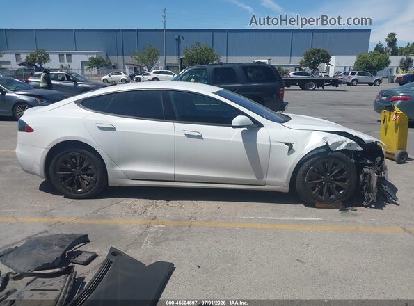 5YJSA1E18GF160524 2016 TESLA MODEL S White სალონის 360-გრადუსიანი ხედი