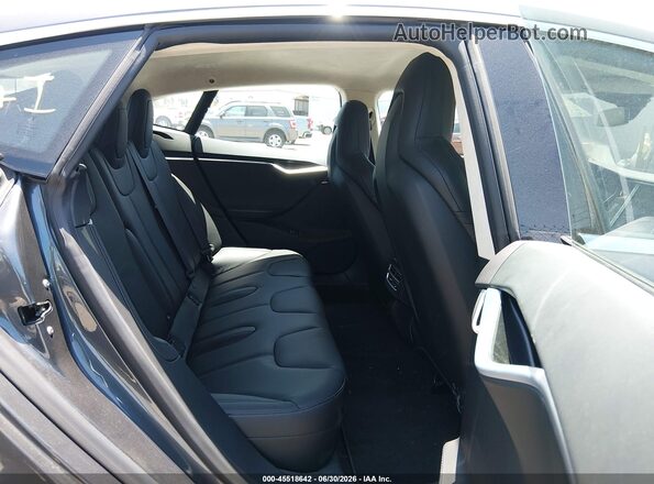 5YJSA1E19GF135681 2016 TESLA MODEL S Gray Vista de la etiqueta del VIN