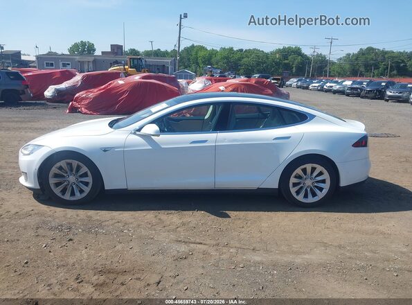 5YJSA1E20GF129812 2016 TESLA MODEL S White 360 interior view