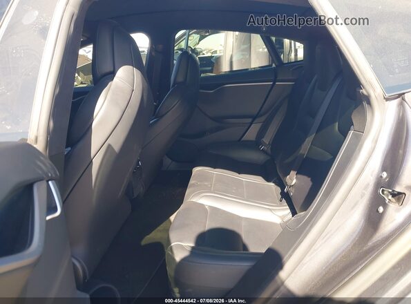 5YJSA1E21KF335696 2019 TESLA MODEL S Gray VIN կոդի պիտակի տեսք
