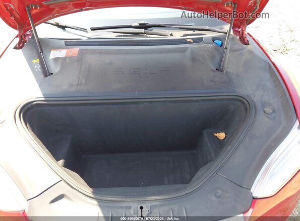 5YJSA1E22JF244516 2018 TESLA MODEL S Red Widok z przodu