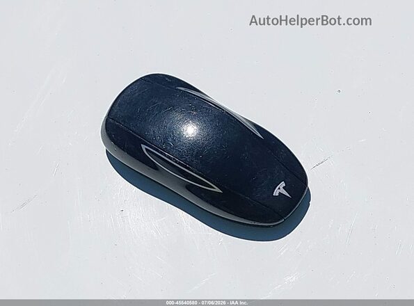 5YJSA1E22LF371253 2020 TESLA MODEL S Gray Widok deski rozdzielczej
