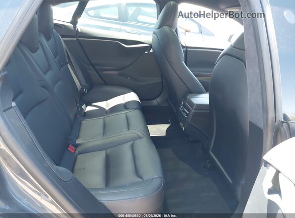 5YJSA1E22LF371253 2020 TESLA MODEL S Gray Widok naklejki z numerem VIN