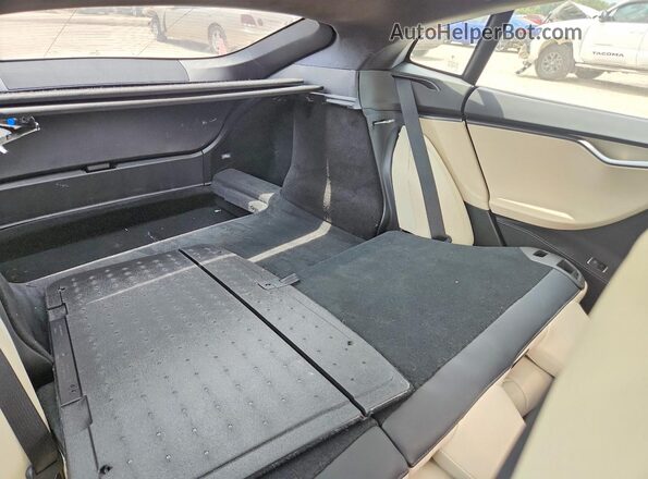 5YJSA1E22LF399943 2020 TESLA MODEL Black უკანა სავარძლების ხედი